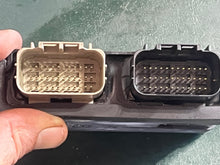 Charger l'image dans la galerie, DF 150 hp Suzuki ECU Control Unit 33920-96LG0 F8T59073 -600 hrs four stroke 2020
