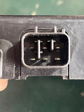 Charger l'image dans la galerie, 150 hp Yamaha CDI CONTROL UNIT 6G6-85540-00-00 two stroke 1996-1999 cu2684
