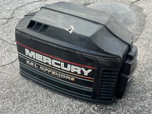Charger l'image dans la galerie, 200 hp Mercury TOP COWL 9742A92 black max xri TWO STROKE 1992-1996
