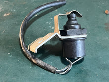Cargar imagen en el visor de la galería, BF 50 hp Honda 35495-ZV5-821 throttle Neutral Safety Switch pre 1997-2002 15 - 130 hp four stroke
