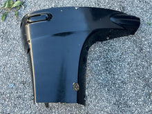 Charger l'image dans la galerie, DF 115 140 100 hp Suzuki SIDE COVERS stbd 61810-90J10-0EP port 61820-90J10-0EP Four Stroke 2013-2015
