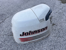 Charger l'image dans la galerie, 115 hp Johnson ENGINE COVER 5036798 four stroke 2006, DF 140 Suzuki 61410-92844-0EP 2003-2009
