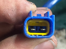 Cargar imagen en el visor de la galería, f 50 - 200 hp Yamaha SWITCH 60V-8259F-01-00 60V-8259F-00-00 four stroke
