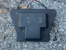 Load image into Gallery viewer, 140 120 125 hp Evinrude Johnson POWER PACK cdi 0583489 two stoke looper v4 1988-2001

