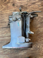 Charger l'image dans la galerie, 130 115 150 175 200 hp Yamaha 25” MIDSECTION SWIVEL 64E-43311-20-8D STEERING BRACKET 6E5-42510-B1-8D UPPER CASING 6E5-45111-2
