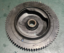 Charger l'image dans la galerie, sold ebay april2024—-20 25 30 hp Johnson Evinrude 514516 Flywheel two stroke also 585158 0583001
