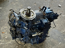 Charger l'image dans la galerie, 90 hp Nissan Tohatsu POWERHEAD Cylinder Block Assy 3B7B011001 two stroke 130 psi cold compression on all N90 M90
