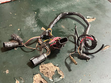 Load image into Gallery viewer, parts only - 70 hp Johnson 0584929 586021 Evinrude Engine Harness two stroke 1996-98 some compatibility 50 45 40 60 hp
