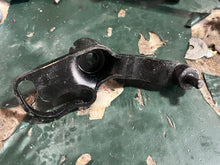 Cargar imagen en el visor de la galería, f 90 75 hp Yamaha THROTTLE CONTROL LEVER 6D8-42157-00-00 four stroke 2005-2017
