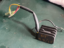 Charger l'image dans la galerie, DT 9.9 15 25 30 hp Suzuki VOLTAGE REGULATOR RECTIFIER S6B-12 32800-95D01 Two Stroke 1996-2011

