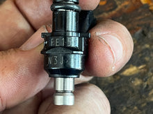 Load image into Gallery viewer, MFS 50 40 hp Tohatsu FUEL INJECTOR 3KY103000 keihin FE15 N3J FOUR STROKE 2014-2022 some 60 hp
