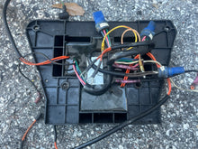 Load image into Gallery viewer, 140 120 125 hp Evinrude Johnson POWER PACK cdi 0583489 two stoke looper v4 1988-2001
