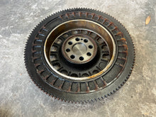 Charger l'image dans la galerie, DF 200 hp Suzuki FLYWHEEL 32102-96J10 four stroke 2015-2019 some 150 175 hp compatibility
