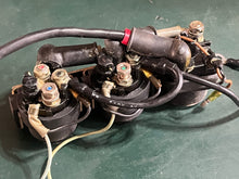 Cargar imagen en el visor de la galería, 150 175 200 hp Yamaha STARTER RELAY 61A-81941-00-00 RELAY 6E5-81950-00-00 RELAY 6E5-8195A-00-00 two stroke 1991-2005
