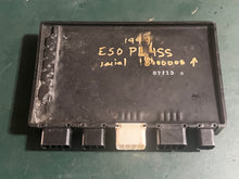 Cargar imagen en el visor de la galería, 50 hp Evinrude 5031740 ECM Engine Control Module f8t90172
