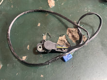 Charger l'image dans la galerie, parts BF 200 225 hp Honda TRIM ANGLE SENSOR 35660-ZY3-003 four stroke 2002-up, some compatibility 175 250 hp
