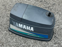 Charger l'image dans la galerie, 90 hp Yamaha Inshore TOP COWLING ASSY 6H1-42610-W0-4D two stroke 1997-

