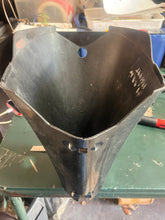 Cargar imagen en el visor de la galería, MFS 9.8 8 hp Tohatsu Nissan 3V1Q612250 cowl APRON four stroke 2004-2024
