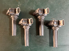 Cargar imagen en el visor de la galería, f 350 300 hp Yamaha 6AW-82310-01-00 IGNITION COIL ASSY h6t60371a pencil Four Stroke - set of 4
