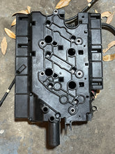 Load image into Gallery viewer, f 225 200 hp Yamaha 3 IGNITION COILS f6t546 w BRACKET 69J-82310-00-00 69J-82316-00-00 four stroke 2002-2010 crossover Mercury
