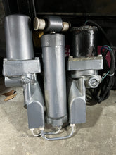 Cargar imagen en el visor de la galería, 60 70 90 hp Yamaha POWER TRIM &amp; TILT 6H1-13 6H1-43800-13-4D two stroke 1994-1996
