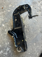Charger l'image dans la galerie, 25 30 hp Mercury Tohatsu CLAMP BRACKET RIGHT 3AEQ772110 LEFT 3AEQ772120 - CLAMP port strbd 804039T01 804038T01 four stroke 20
