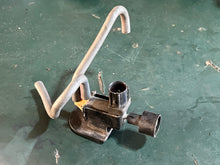 Charger l'image dans la galerie, BF 135 150 175 200 225 250 hp Honda AIR BYPASS Control VALVE 36163-ZY3-003 Four Stroke 2002-up
