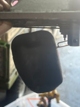 Charger l'image dans la galerie, DT 225 200 150 hp Suzuki Efi FUEL VAPOR SEPARATOR 15600-92E21-0EP, cover 1-line 15620-88D21-0ED two stroke 1988-99
