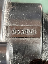 Load image into Gallery viewer, Johnson Evinrude CARBURETOR BODY 433449 0328544 BOWL 333525 333525 ORIFICE PLUG 56D 0318684 Two Stroke
