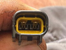 Cargar imagen en el visor de la galería, f 150 hp Yamaha POWER TRIM TILT RELAY 63P-81950-00-00 four stroke 2005-2024 some compatibility 50 60 70 75 90 115 175 200 225
