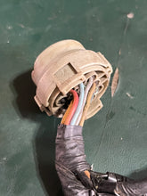 Charger l'image dans la galerie, BF 50 40 hp Honda 32520-ZV5-821 REMOTE CONTROL CABLE harness GREY CONNECTOR NLA BAYS BAZS outboard four stroke 1997+
