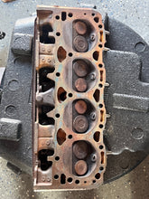 Cargar imagen en el visor de la galería, sold ebay aug2025——5.0 5.7 Liter OMC 1989 cylinder head #1 3853852 985431 Valve Cover 0986748 volvo
