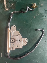 Charger l'image dans la galerie, f 225 hp Yamaha 69J-21841-02-00 FUEL COOLER for vst 69J-24422-10-00 PLATE four stroke 2006-2013 115 - 350 hp
