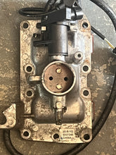 Load image into Gallery viewer, 30 25 15 hp Evinrude E-tec THROTTLE BODY 5007345 TPS 5006484 CRANKSHAFT SENSOR 0587014 two stroke 2017 compatible 2010-up AA 
