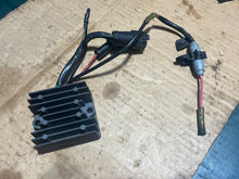 Cargar imagen en el visor de la galería, 150 hp Yamaha 6R3-81960-10-00 RECTIFIER &amp; REGULATOR 1990-2009 two stroke 115-225 hp vmax
