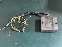 Cargar imagen en el visor de la galería, DT 225 250 200 150 HP Suzuki 32800-92E00 32800-92E10 voltage RECTIFIER &amp; REGULATOR electrical OEM two stroke 92E10
