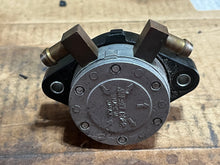 Charger l'image dans la galerie, DF 40 50 hp Suzuki 15100-87J0V FUEL PUMP 5031398 four stroke 1999-2006 Evinrude
