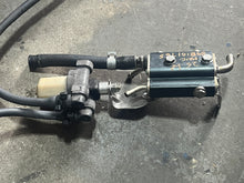 Charger l'image dans la galerie, 25 30 hp Mercury EFI vst FUEL COOLER 898101T65 FILTER Fuel &amp; bracket 898101T68 four stroke
