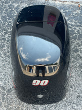 Cargar imagen en el visor de la galería, DF 90 hp Suzuki 61400-90814-0EP
ENGINE COVER BLACK four stroke 90-100-115 2003-2009
