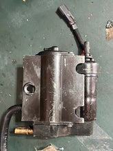 Charger l'image dans la galerie, 175 150 135 115 hp Ficht Evinrude vst VAPOR SEPARATOR FUEL PUMP 5004428 5009118 5001119 two stroke 2001-2005 compatible with 
