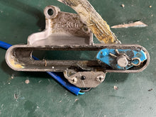 Load image into Gallery viewer, vf 90 hp Yamaha SHIFT LEVER ROD 6EK-44121-00-00 CONTROL BRACKET 6EK-44117-01-00 &amp; Sensor FOUR STROKE 2016-2024

