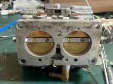 Load image into Gallery viewer, 150 hp Yamaha CARBURETOR SET 6R2-01 6R2-14301-02-00 6R2-14302-02-00 6R2-14303-02-00 International Two Stroke 1986-1995

