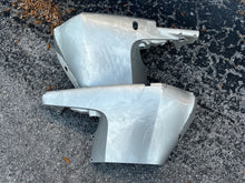 Cargar imagen en el visor de la galería, BF 150 135 hp Honda LOWER ENGINE COVERS side lower R 63711-ZY6-010ZB L 63716-ZY6-010ZB four stroke 2007-
