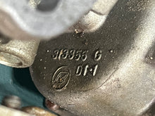 Cargar imagen en el visor de la galería, sold july2026—-70 hp Johnson Evinrude 313355 d2 d1 CARBURETOR w linkages, choke solenoid &amp; plunger TWO STROKE oem 0393546 039
