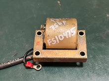 Charger l'image dans la galerie, 35 - 20 hp Force F510475 510475 COIL ignition Two Stroke 77-87, Chrysler 9.9 10
