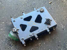 Cargar imagen en el visor de la galería, 200 175 150 Yamaha 6R3-85542-00-EK cdi electrical bracket, cover &amp; bolts 6R3-85537-00-00 ‘90-94 TWO STROKE
