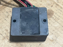 Cargar imagen en el visor de la galería, 150 hp Yamaha 6R3-81960-10-00 RECTIFIER &amp; REGULATOR 1990-2009 two stroke 115-225 hp vmax
