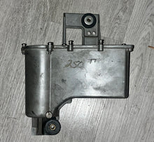 Cargar imagen en el visor de la galería, 250 225 hp Yamaha VST CHAMBER 66K-14980-00-00 Two Stroke OX66 1998 dark grey
