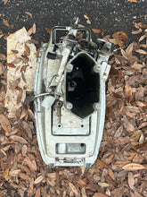 Cargar imagen en el visor de la galería, DT 8 hp Suzuki 61111-98104-02M ENGINE LOWER, 41111-98512-02M CLAMP BRACKET, 52110-98516-02M HOUSING, DRIVE SHAFT midsection, 
