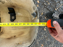 Cargar imagen en el visor de la galería, DF 150 hp Suzuki ENGINE COVER SET WHITE 61410-96881-Y5S 61420-96810-Y5S four stroke 2014-2016 needs gasket
